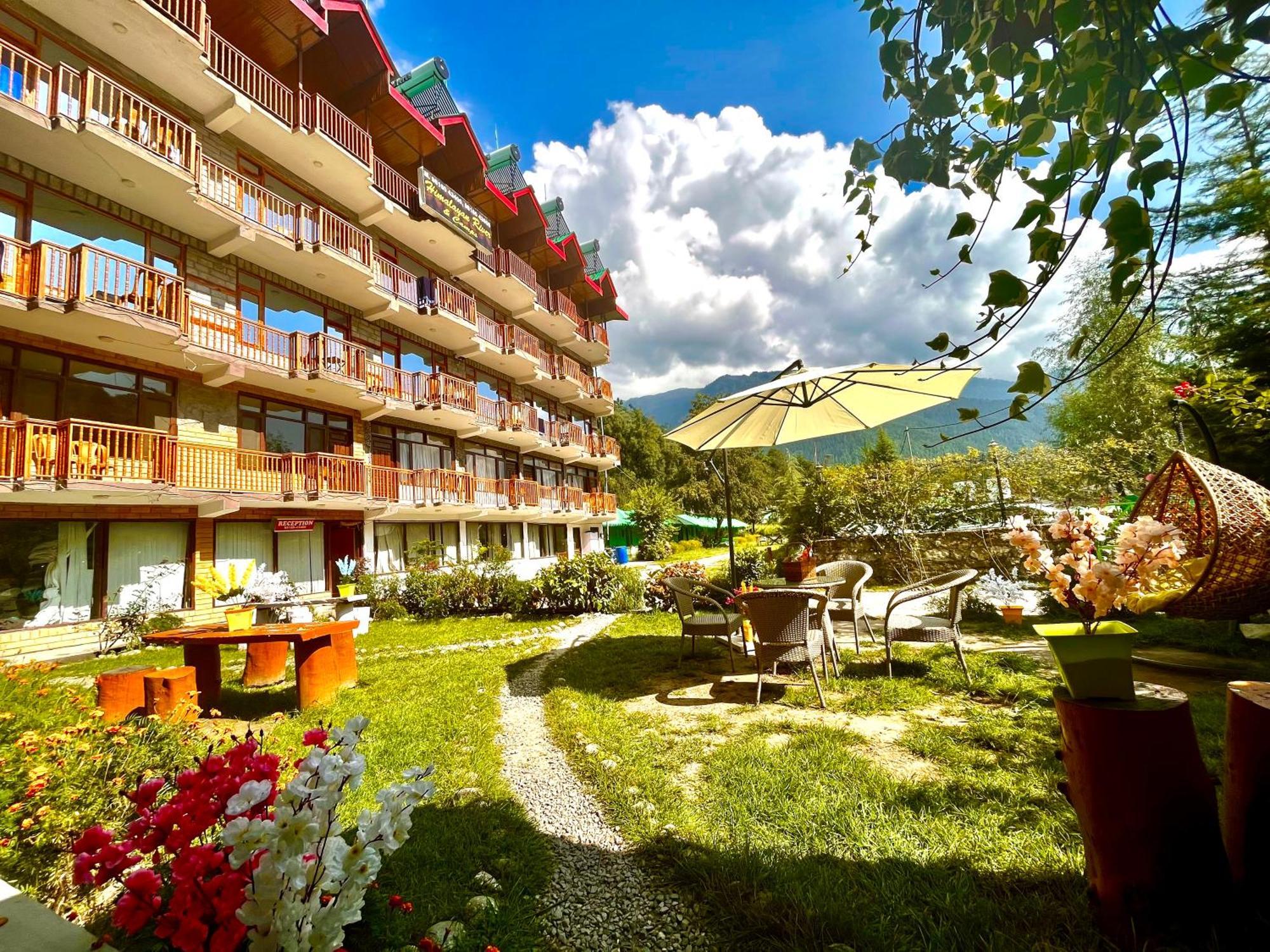 Himalayan Fort Resort, Manali - ! Riverside Property !! Big Lawn With Bonfire !! Best Selling !! Scenic River & Mountais View !! Big Parking !! Luxury Balcony Rooms !! Playing Zone !! Property Of The Year ! M 98160-43600 Екстериор снимка